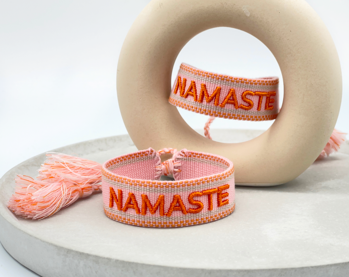 NAMASTE broderat armband Parsley & Pepper image 4