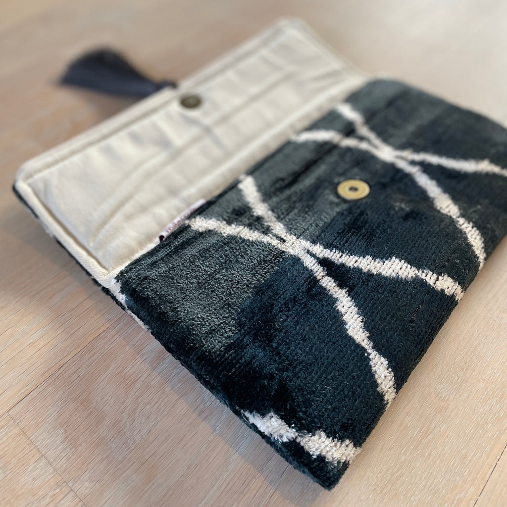 Ikat Clutch Bag Lipari image 3
