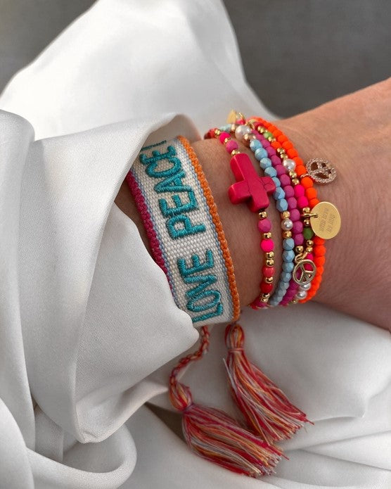 LOVE PEACE HAPPY uttalande armband vävt, broderat image 0