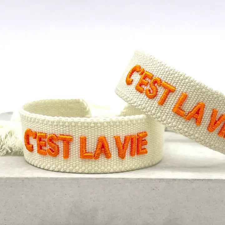 C´EST LA VIE vävt budskapsarmband image 0