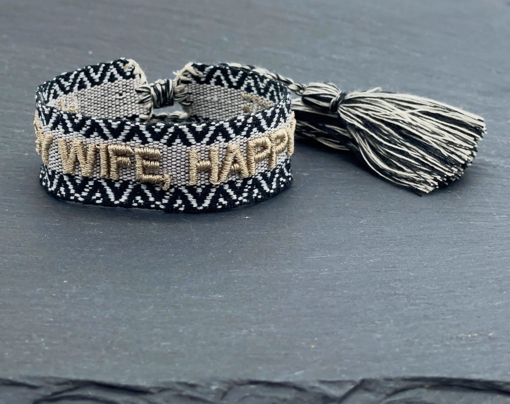 HAPPY WIFE, HAPPY LIFE  uttalande armband vävt, broderat image 3