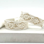 CARPE DIEM uttalande armband vävt, broderat image 0