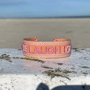 LIVE LOUGH LOVE uttalande armband vävt, broderat image 1