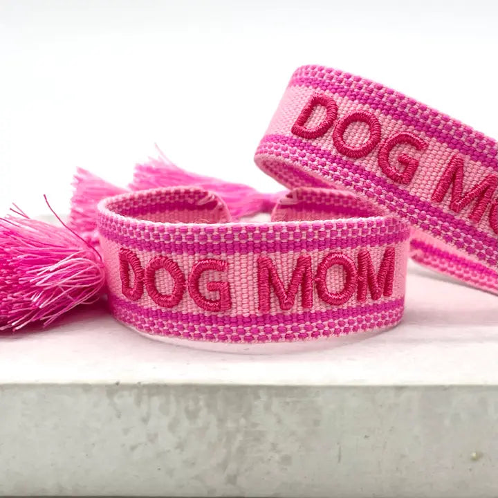 DOG MOM Broderat armband image 1