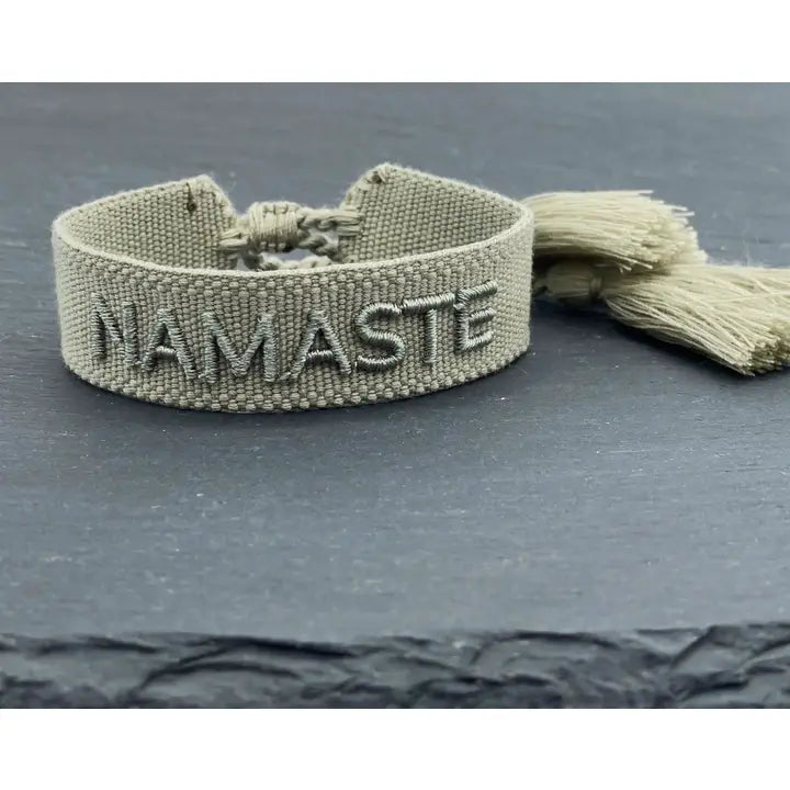 NAMASTE broderat armband Parsley & Pepper image 2