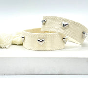 HEARTS uttalande armband vävt, broderat image 0