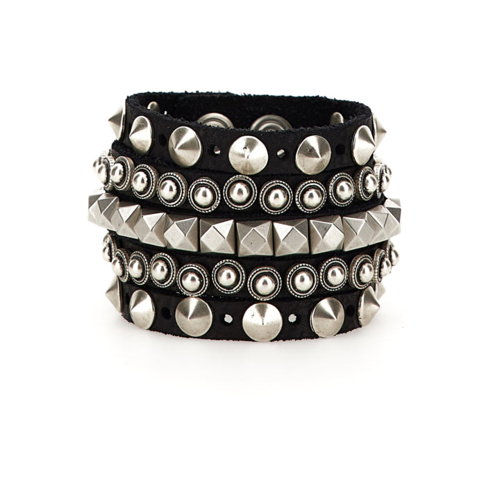 Campomaggi LIRI armband i  läder med nitar image 0