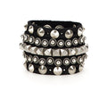 Campomaggi LIRI armband i  läder med nitar image 0