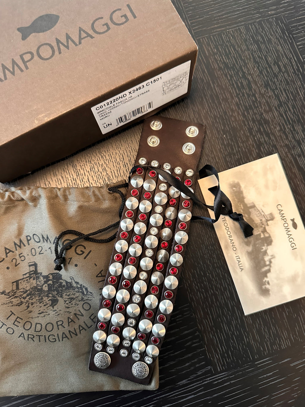 Campomaggi AFRODITE större armband i läder med nitar image 1